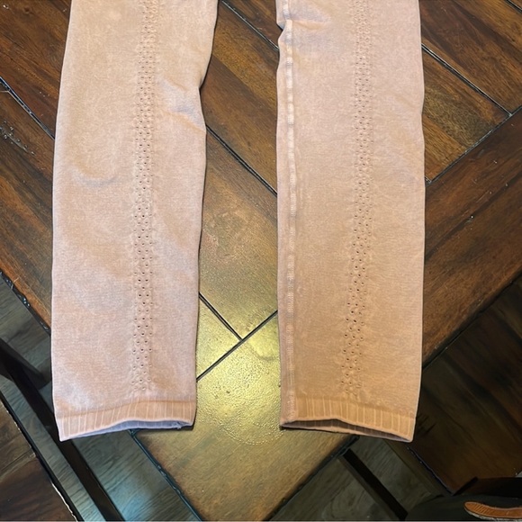 SOLD OUT Free People Movement Good Karma Leggings XS/S - Picture 5 of 10